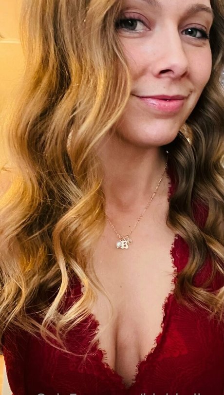 shemale fucks girl onlyfans beautiful naked img