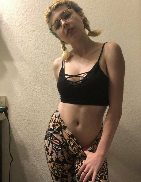 leaveittotegan star erotic gallery