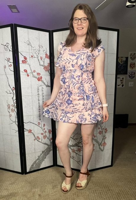 ebony smoking onlyfans sexy pic