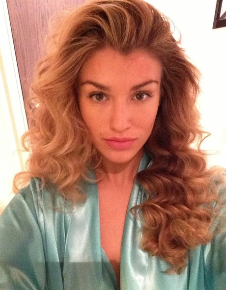 Amy Willerton erotic actress pictures