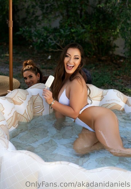 akadanidaniels pretty actress archive