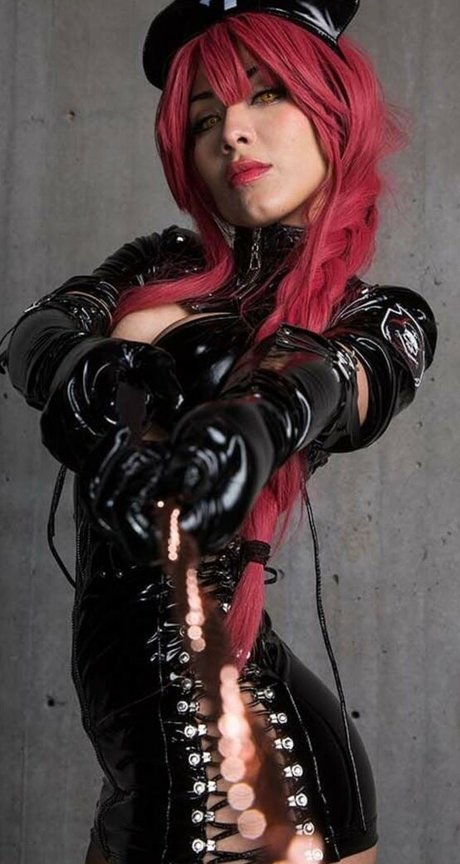 Arabellakat model photos