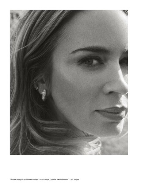 Emily Blunt model hd archive