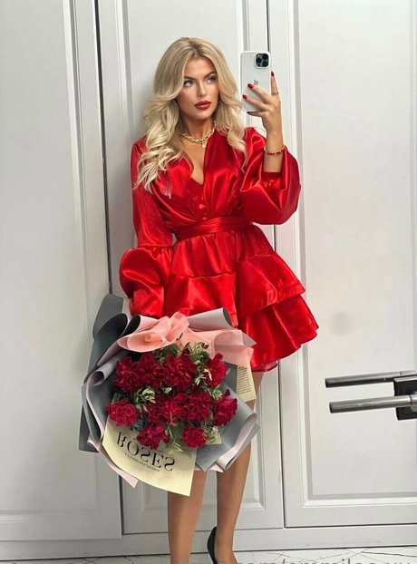 emmilee xx perfect pornstar archive