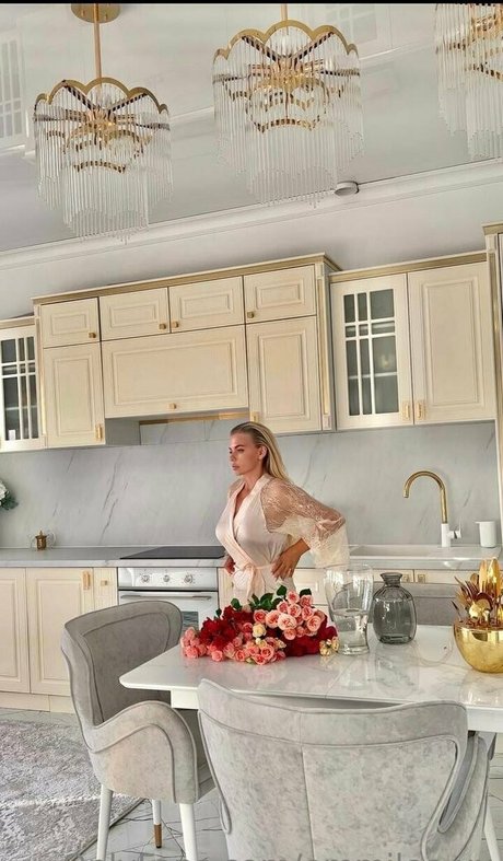 teen doggystyle onlyfans beautiful naked pic