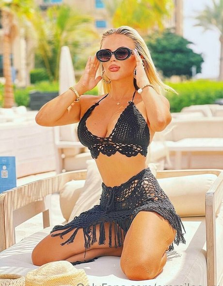 emmilee xx star hd image