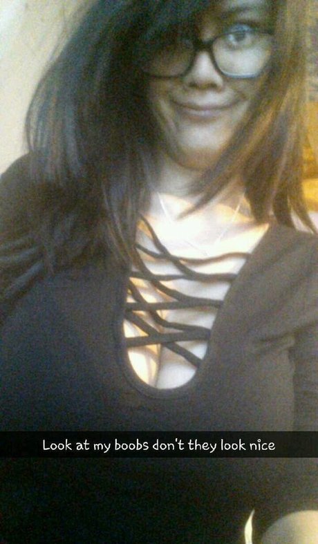 Marine sexy model img