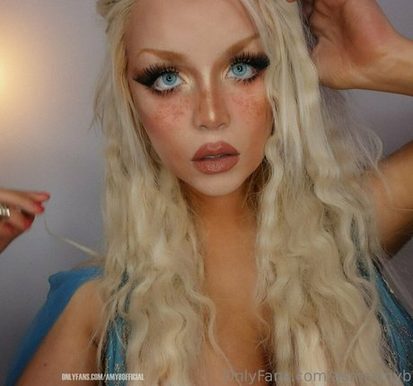 asmramyb model pretty photo