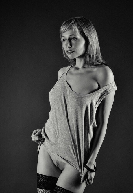 Victoria Borodinova model naked pics