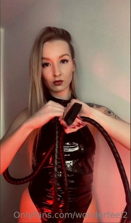 wonderfeel2 exclusive actress pictures