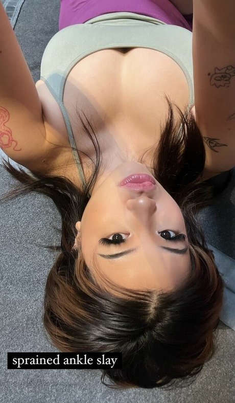 fishsowce nude actress images