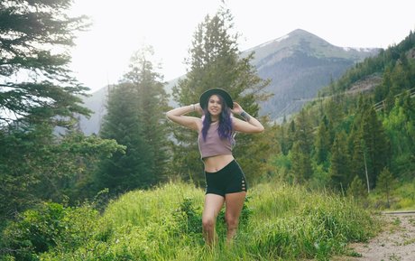 chicks with dicks onlyfans hot sexy gallery