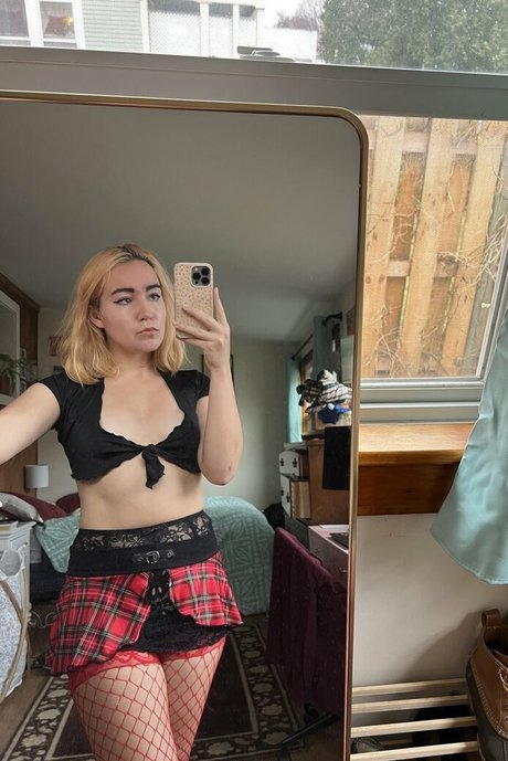 Erin Postsoffice star adult picture