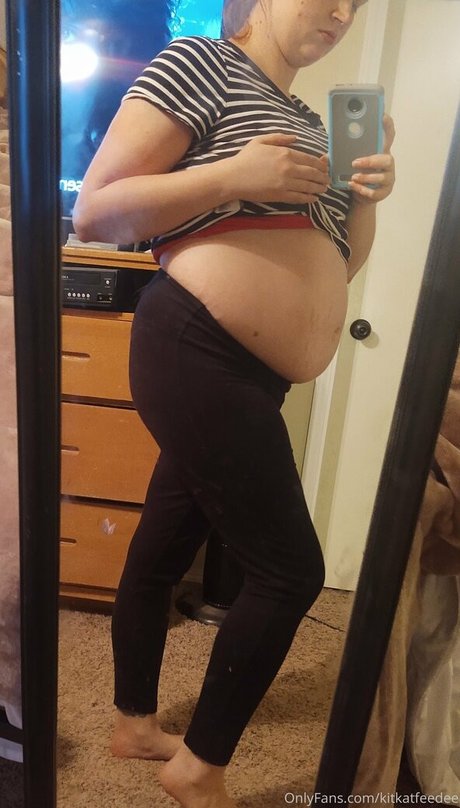 kinkycurvykat model top pictures