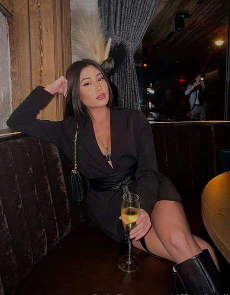 player2tiff high quality pornstar pics