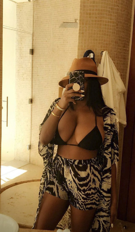 Vivi Panamera hot pornstar photos