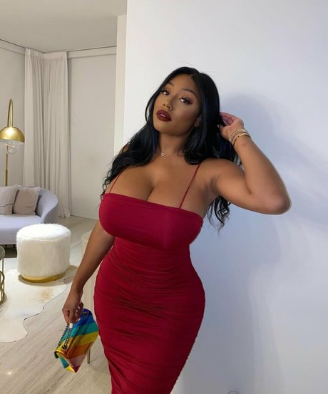 Vivi Panamera top model picture