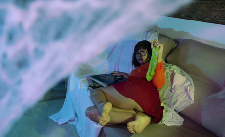 Nooneenoni hd actress photos