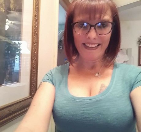 horneywife premium star perfect img