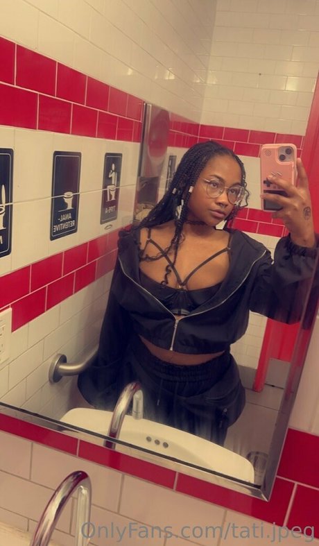 tati jpeg beautiful model pictures