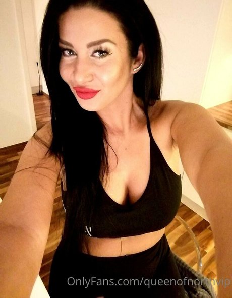 queenofnorthvip pornstar erotic pictures