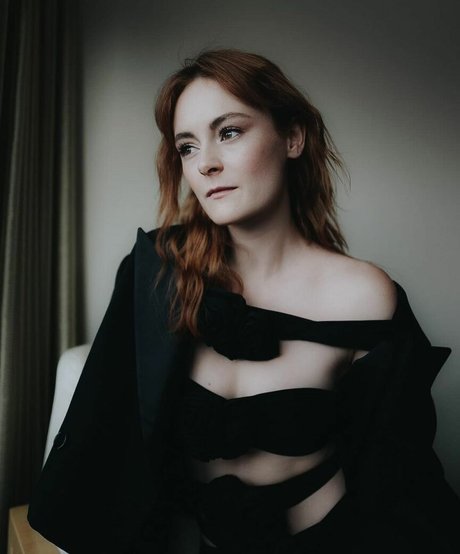 Lea Van Acken star hd images