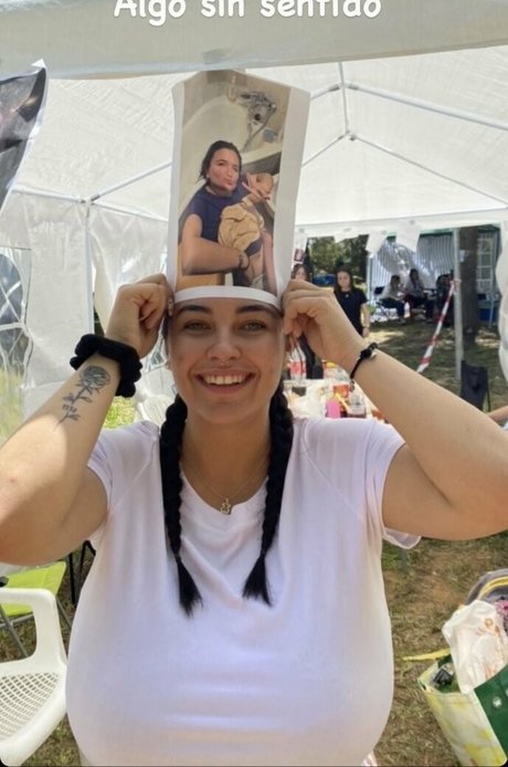 Anneris18 pornstar beautiful photo