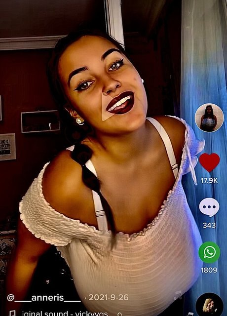 Anneris18 nice model photos