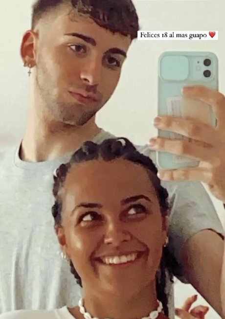 ebony smoking onlyfans hot nude images