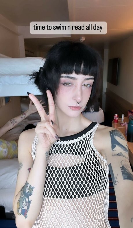 Putrid Cosplay perfect model photo