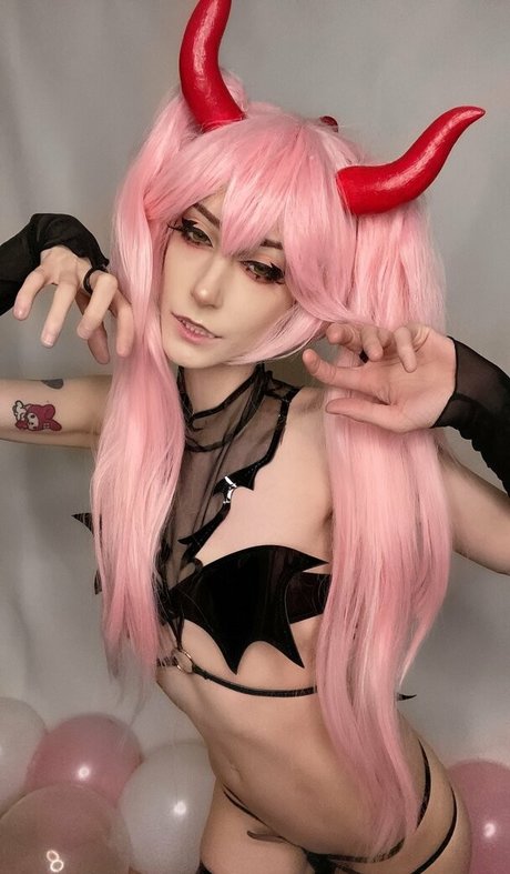 Putrid Cosplay top actress picture