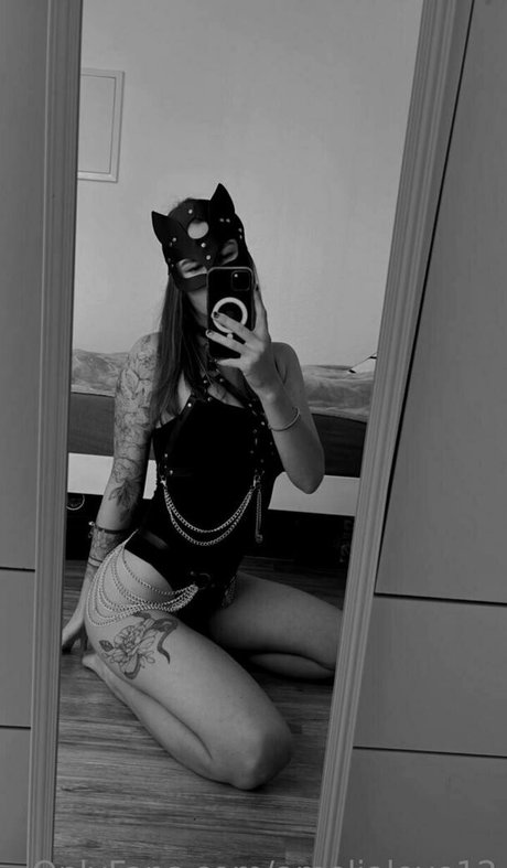 amelca nude star photos