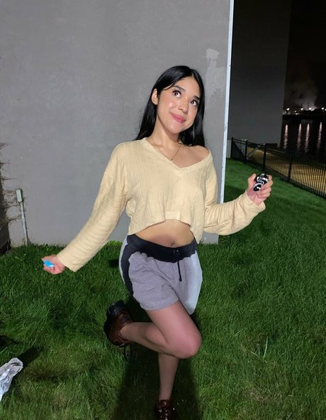 vashwty model sexy pictures