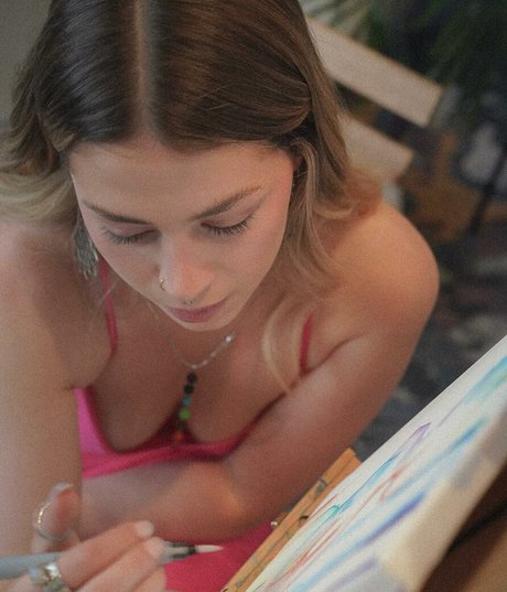 Emmily Mello porn model gallery