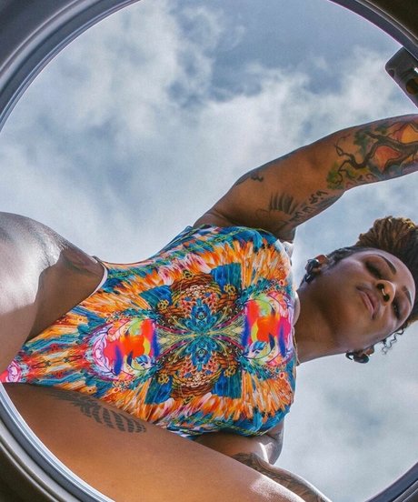 ItsJustRocky model xxx gallery