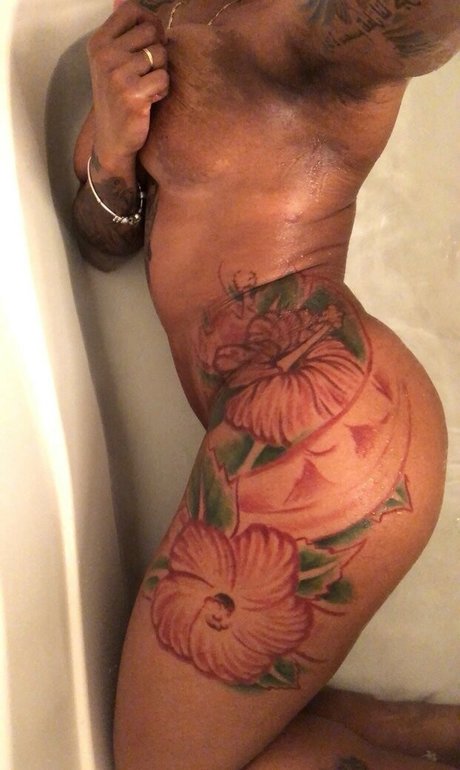 ItsJustRocky model erotic photo