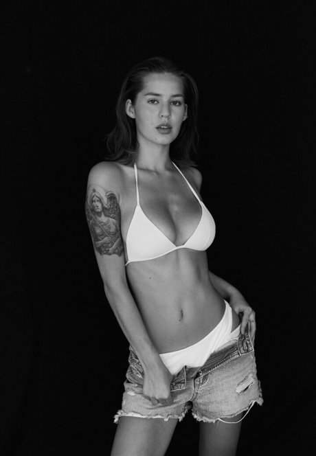 Indymendee_ xxx pornstar gallery