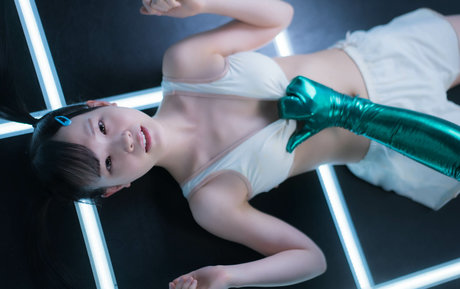 Lala Kudo perfect actress pic