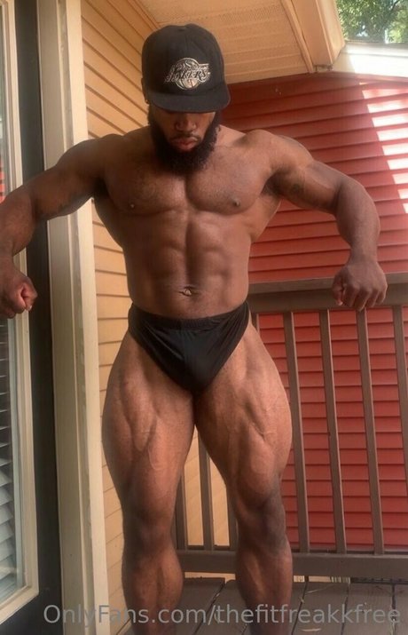 thefitfreakkfree star pretty photo