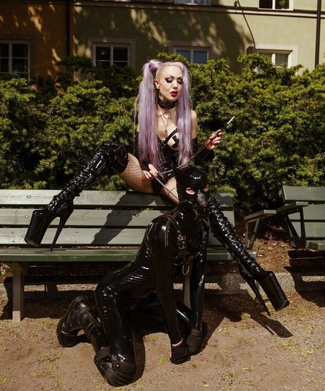 My Little Vronie perfect pornstar photos