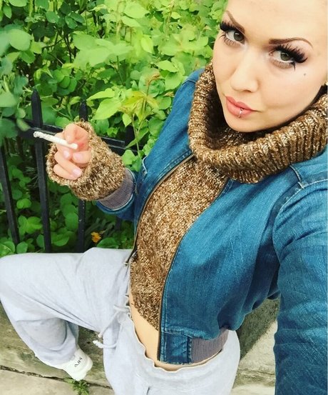 My Little Vronie porn star pic