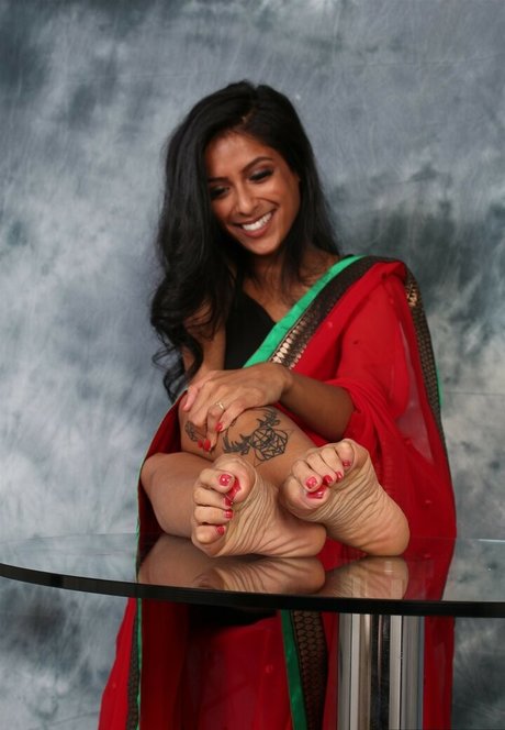 Flik Renee xxx star photo