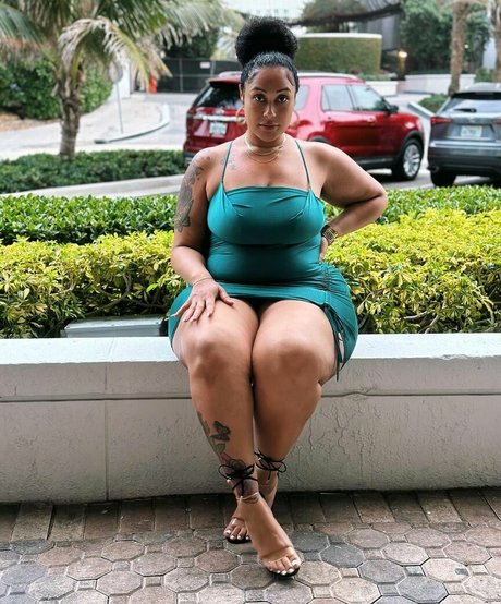 beauty girls onlyfans art naked picture