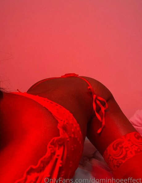 dominhoeeffect sexy actress gallery