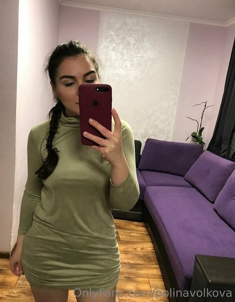 polinavolkova sexy actress img