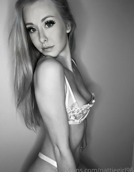 nattiegirl96 sex star photos