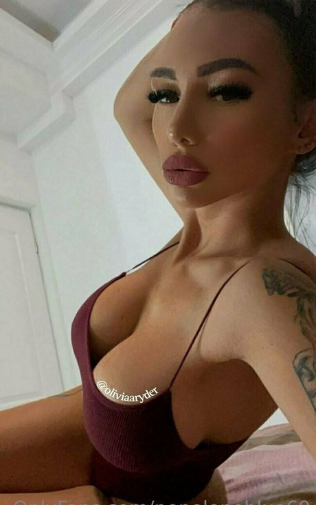 penelopeblue69 nude actress gallery