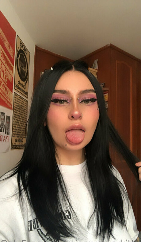 emo onlyfans nudes archive