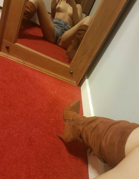 pretty pussy onlyfans xxx galleries