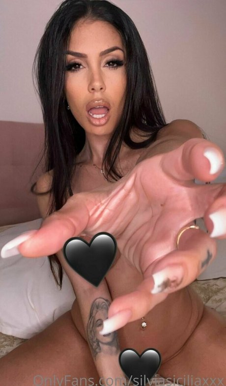 thick girls onlyfans adult photo